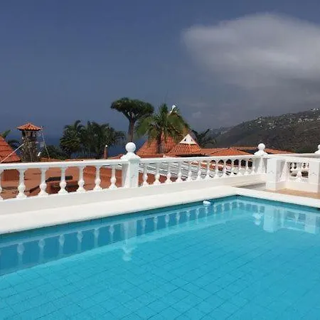 Holiday home La Victoria: Tenerife North Coast With Private Pool La Victoria de Acentejo